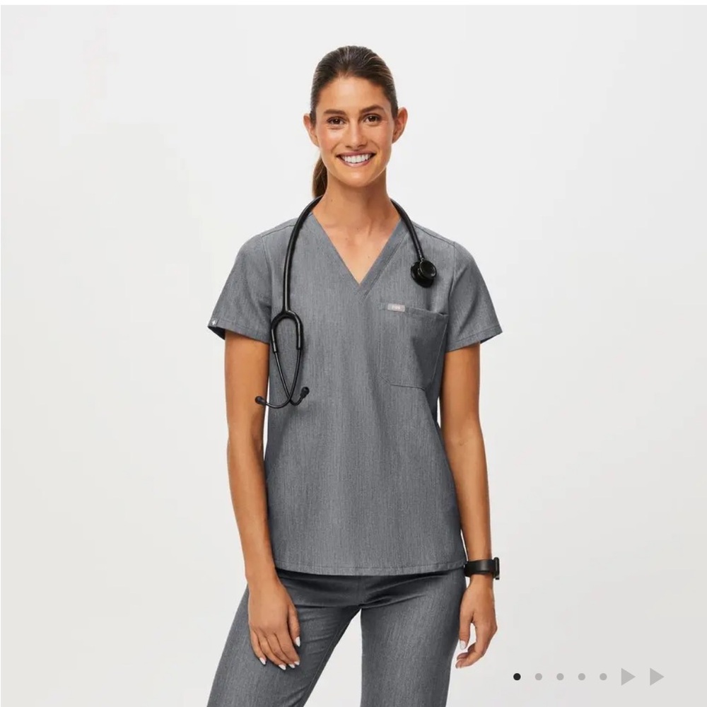 Figs gray / graphite Catarina Scrub Top